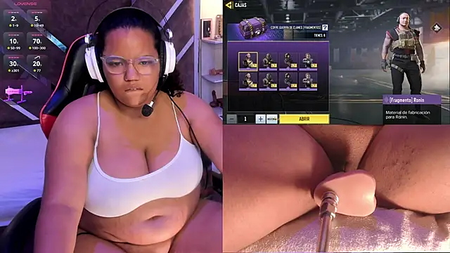 MhiaRey online show from October 21, 2025, 12:39 pm