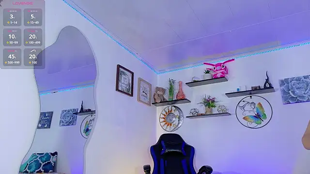 Noah tyler  online show from October 9, 2025, 1:47 am