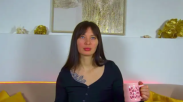 AlexandraBloom online show from February 27, 2026, 6:30 pm