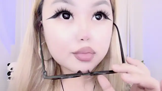 amelia sunlight online show from March 13, 2025, 2:27 am