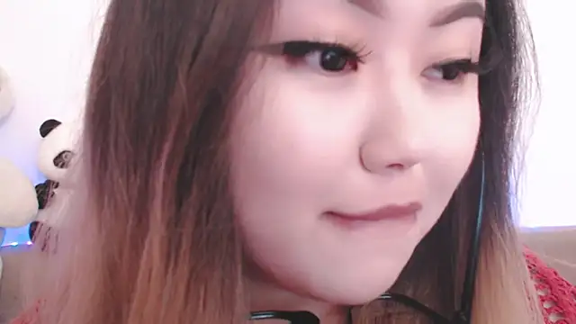 amelia sunlight online show from April 19, 2026, 2:05 pm