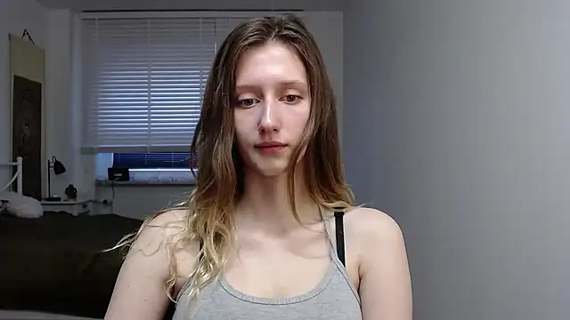 Snapshot of LUNA_delight chatting on September 29, 2025, 5:23 am LUNA delight online show from September 29, 2025, 5:23 am