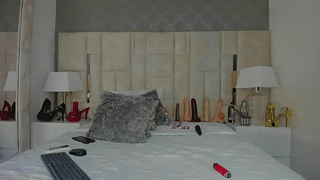 GaleHodge online show from March 12, 2025, 4:19 am