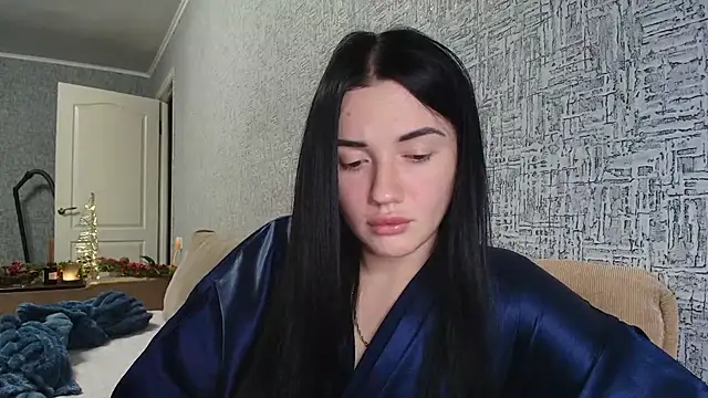 Liana diva online show from December 14, 2025, 6:23 pm