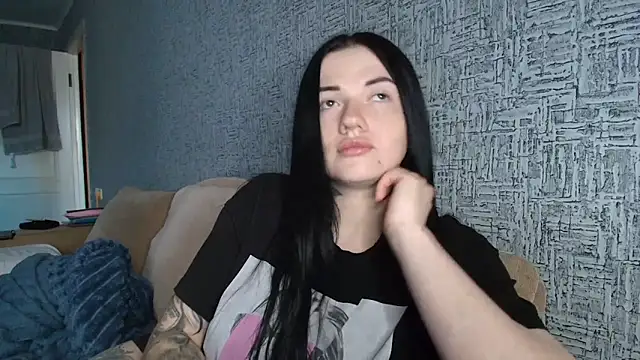 Liana diva online show from March 13, 2026, 2:34 pm