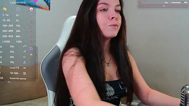 Snapshot of lunalovesu chatting on December 10, 2024, 6:28 pm lunalovesu online show from December 10, 2024, 6:28 pm