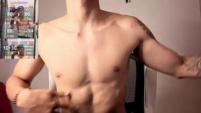 Cristopher23  online show from October 27, 2025, 11:47 am