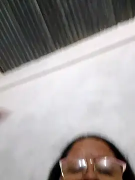 Snapshot of sahira_yasin chatting on December 27, 2024, 1:53 am sahira yasin online show from December 27, 2024, 1:53 am