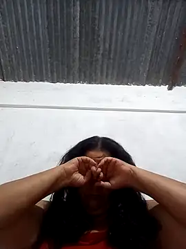 Snapshot of sahira_yasin chatting on January 25, 2025, 12:38 am sahira yasin online show from January 25, 2025, 12:38 am