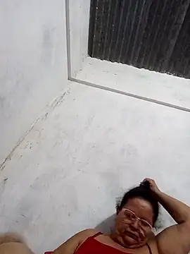 Snapshot of sahira_yasin chatting on March 22, 2025, 1:43 am sahira yasin online show from March 22, 2025, 1:43 am