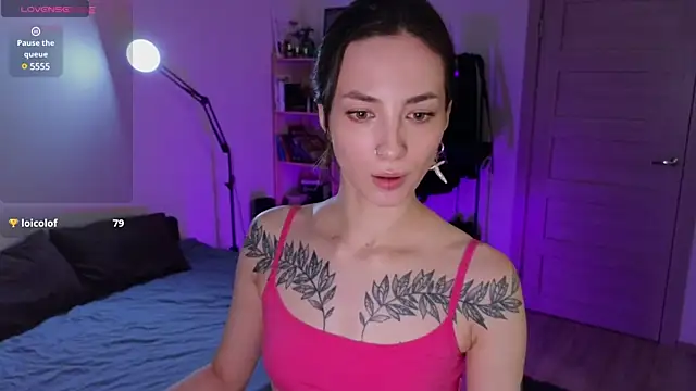 Snapshot of Space_X_Roxy_ chatting on January 10, 2025, 7:11 pm Space X Roxy  online show from January 10, 2025, 7:11 pm