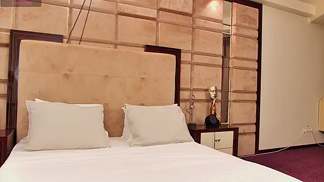 CassieFox  online show from January 11, 2025, 7:38 pm