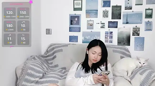 LiLiYbaby online show from December 3, 2024, 10:07 pm