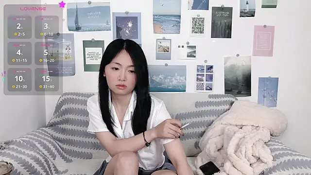 LiLiYbaby online show from January 4, 2025, 2:35 pm