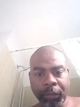 SLOWSTRO online show from November 7, 2025, 2:28 pm