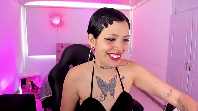 AuroraDiaz online show from September 29, 2025, 7:40 pm