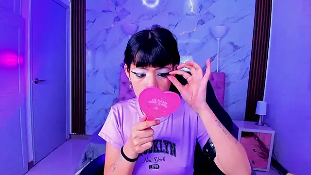 AuroraDiaz online show from February 18, 2026, 1:29 pm