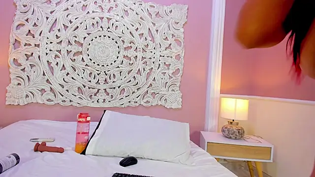SamanthaPierce online show from December 17, 2024, 11:05 pm