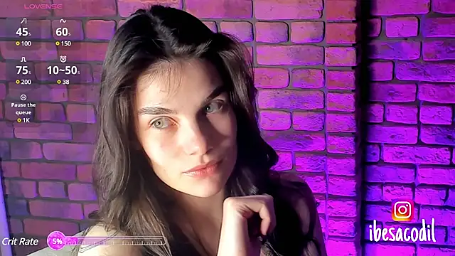 Snapshot of adriana_allien chatting on January 18, 2025, 1:08 am adriana allien online show from January 18, 2025, 1:08 am