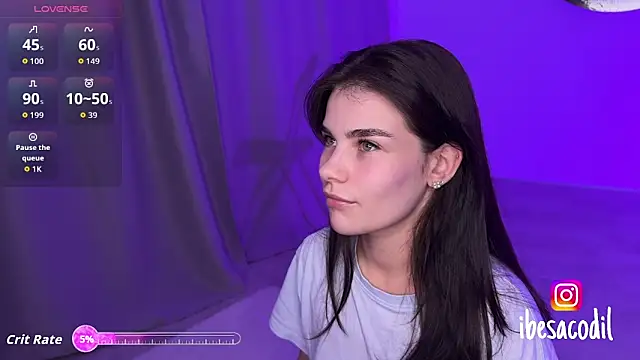 Snapshot of adriana_allien chatting on November 15, 2025, 9:11 pm adriana allien online show from November 15, 2025, 9:11 pm