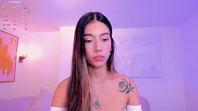 Snapshot of TaraLawrence chatting on January 9, 2026, 3:31 am TaraLawrence online show from January 9, 2026, 3:31 am