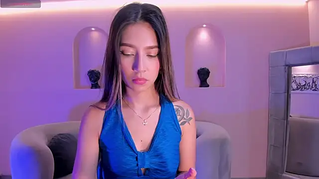 Snapshot of TaraLawrence chatting on January 16, 2026, 4:16 am TaraLawrence online show from January 16, 2026, 4:16 am