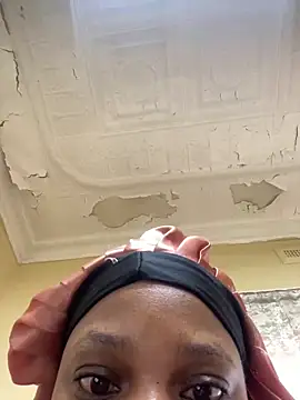 BeautyAuroa online show from February 17, 2025, 8:26 pm