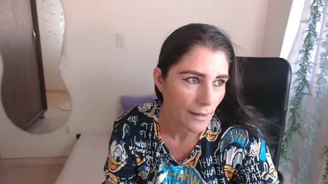 LUCY LI online show from December 12, 2024, 7:15 pm