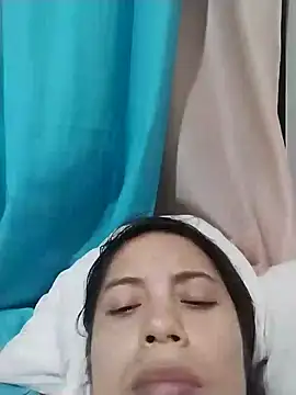 Snapshot of lisseth chatting on January 7, 2025, 11:56 pm lisseth online show from January 7, 2025, 11:56 pm