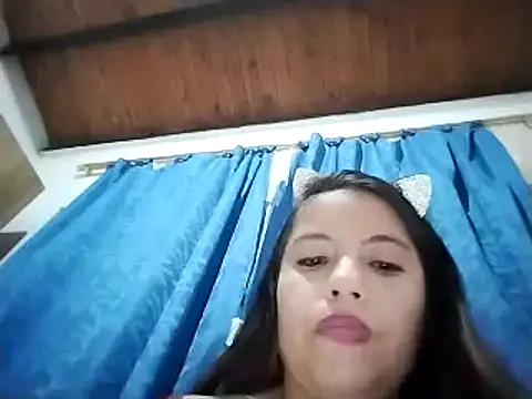 Snapshot of lisseth chatting on February 15, 2025, 2:58 am lisseth online show from February 15, 2025, 2:58 am