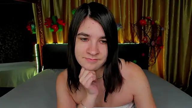  Polly Love  online show from March 11, 2026, 7:03 am