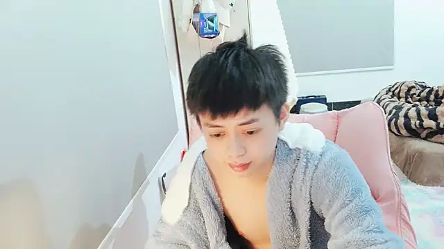 Snapshot of FFFFZ189 chatting on January 16, 2025, 4:39 pm FFFFZ189 online show from January 16, 2025, 4:39 pm