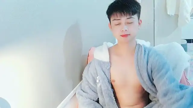 Snapshot of FFFFZ189 chatting on March 8, 2025, 2:40 pm FFFFZ189 online show from March 8, 2025, 2:40 pm