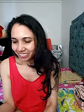 Snapshot of KimPielCanela chatting on February 12, 2025, 5:37 pm KimPielCanela online show from February 12, 2025, 5:37 pm