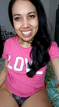 Snapshot of KimPielCanela chatting on February 22, 2025, 5:35 pm KimPielCanela online show from February 22, 2025, 5:35 pm