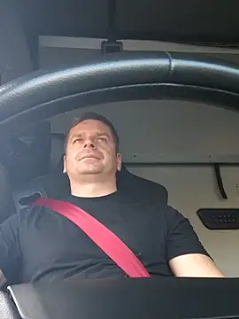 Dan NFS online show from November 2, 2025, 9:44 am