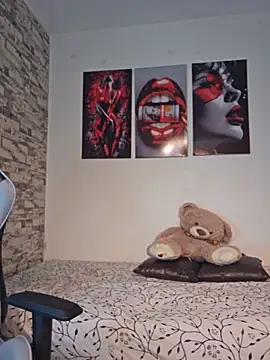 Antonella2 m online show from May 22, 2026, 1:06 pm