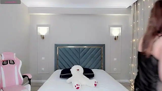 Snapshot of oxxx_me chatting on December 27, 2024, 12:50 am oxxx me online show from December 27, 2024, 12:50 am