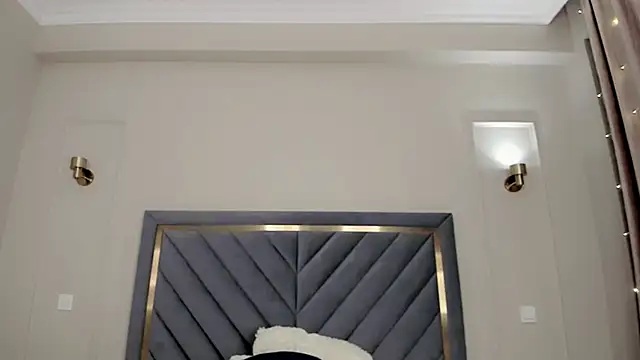 Snapshot of oxxx_me chatting on January 27, 2025, 1:59 am oxxx me online show from January 27, 2025, 1:59 am