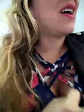 Snapshot of ELEKTRA-LUXURY chatting on December 5, 2024, 4:12 pm ELEKTRA-LUXURY online show from December 5, 2024, 4:12 pm