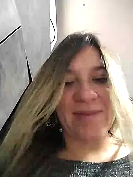 Snapshot of ELEKTRA-LUXURY chatting on March 13, 2025, 12:59 am ELEKTRA-LUXURY online show from March 13, 2025, 12:59 am