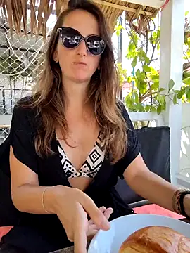 Alexvit2616 online show from February 16, 2025, 4:42 am