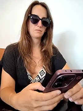 Alexvit2616 online show from February 22, 2025, 4:51 am