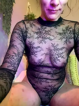 Snapshot of Naughty_pussy2cum chatting on October 7, 2025, 3:47 am Naughty pussy2cum online show from October 7, 2025, 3:47 am