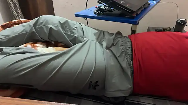 sexyboy09 online show from October 24, 2025, 6:37 pm