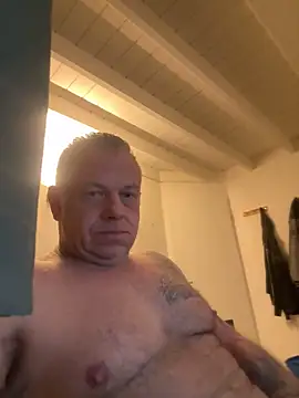 JakubW79 online show from January 21, 2025, 12:25 am