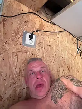 JakubW79 online show from March 19, 2025, 4:02 pm