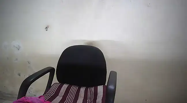 Snapshot of Kinjal_patel01 chatting on January 19, 2025, 8:39 am Kinjal patel01 online show from January 19, 2025, 8:39 am