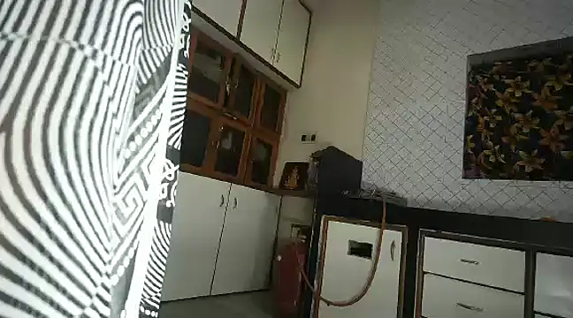 Snapshot of Kinjal_patel01 chatting on January 25, 2025, 12:37 pm Kinjal patel01 online show from January 25, 2025, 12:37 pm