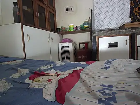 Snapshot of Kinjal_patel01 chatting on September 10, 2025, 4:34 am Kinjal patel01 online show from September 10, 2025, 4:34 am